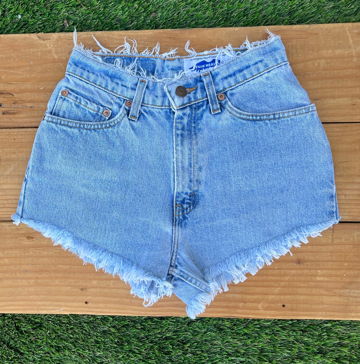 W25 512 Vintage Levi's Short