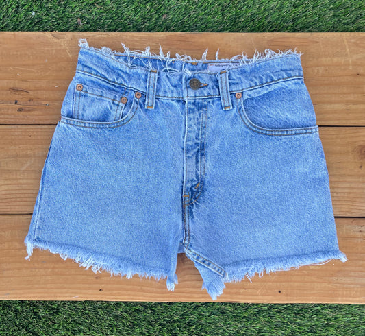 W26 512 Vintage Levi's Short