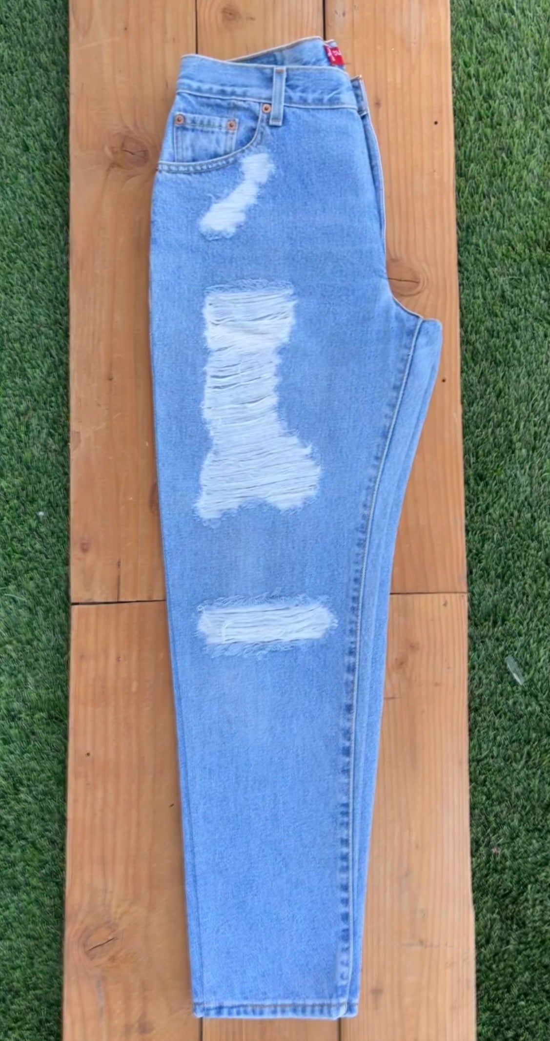 W30 Vintage Levi's Butt Rip Jean