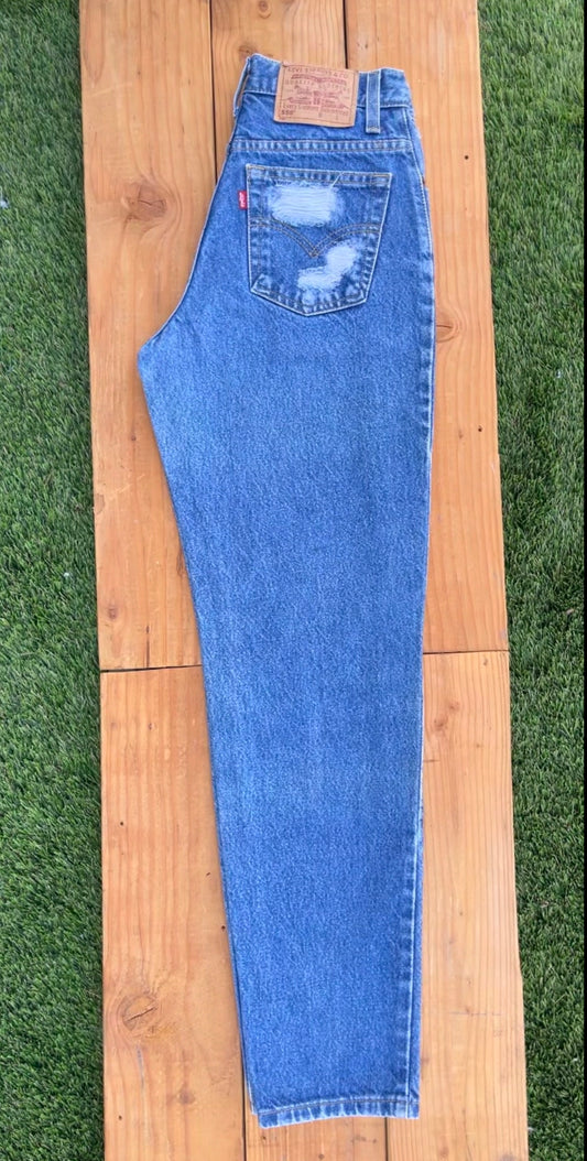 W27 550 Vintage Levi's Jean
