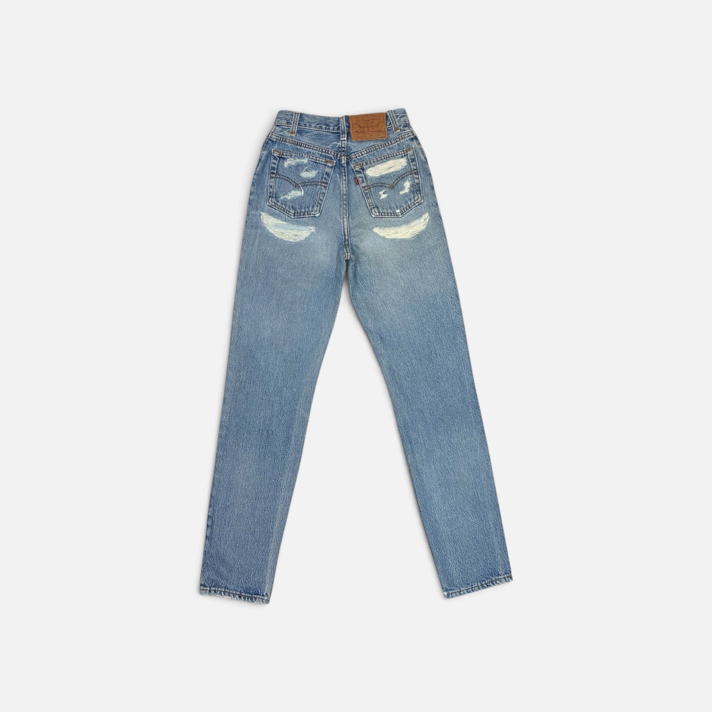 W23 501 Vintage Levi's Butt Rip Jean