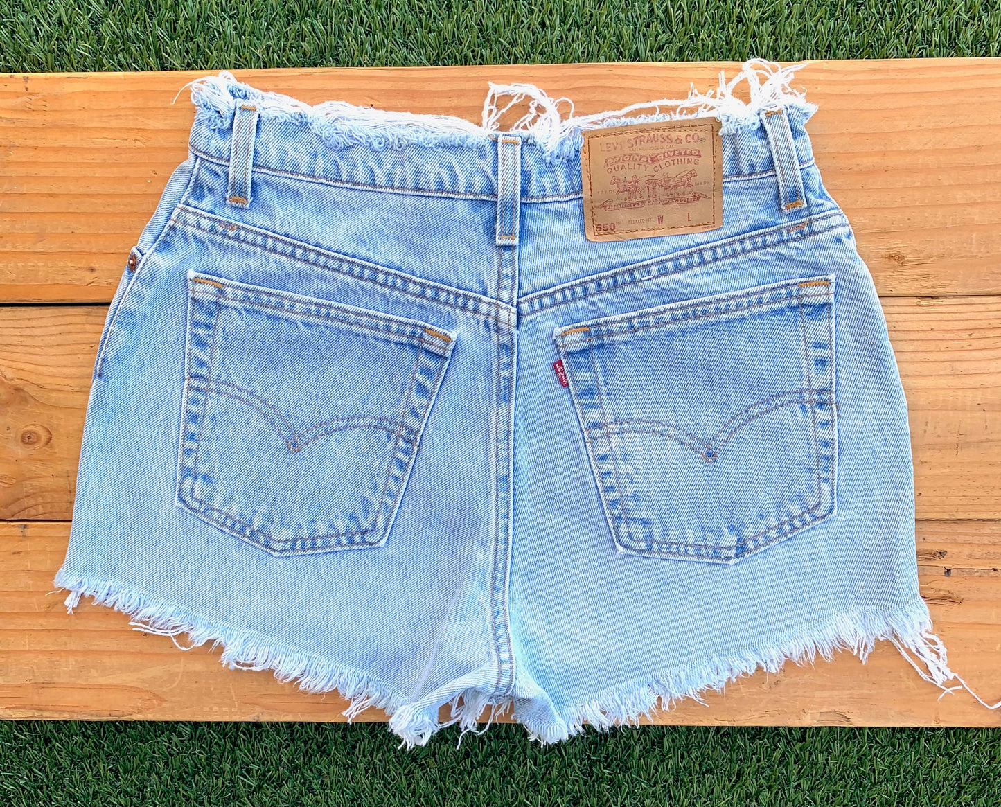 W30 550 Vintage Levi's Plain Short