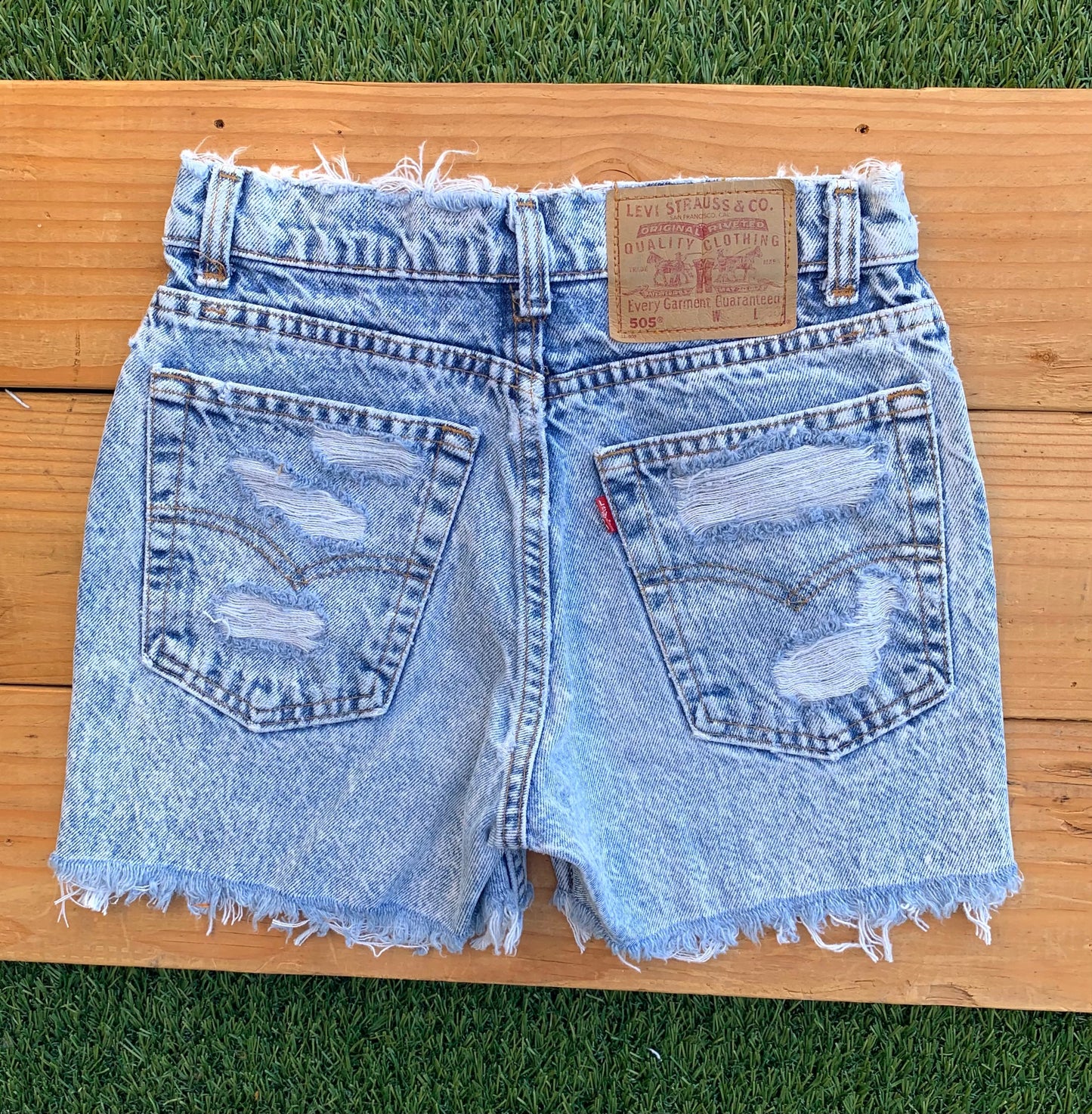 W24 505 Vintage Levi's Short