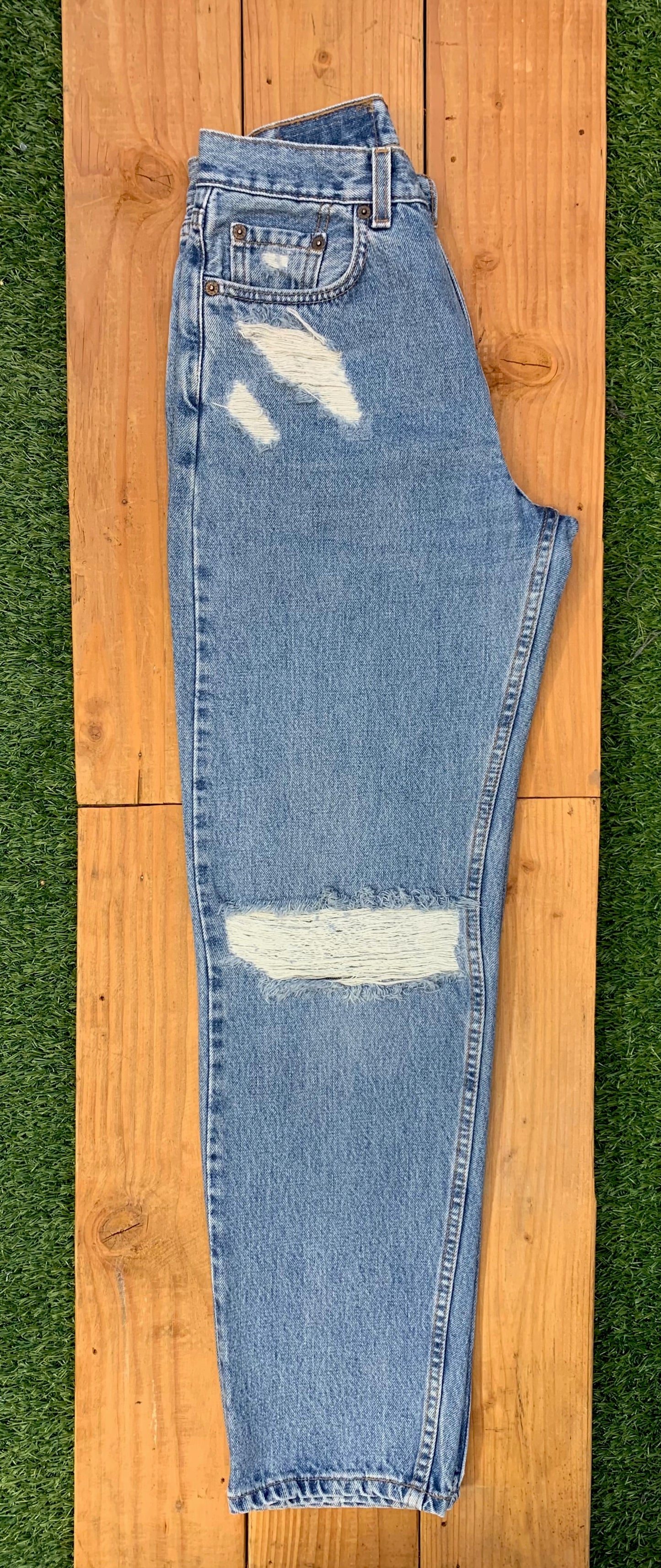 W28 560 Vintage Levi's Jean