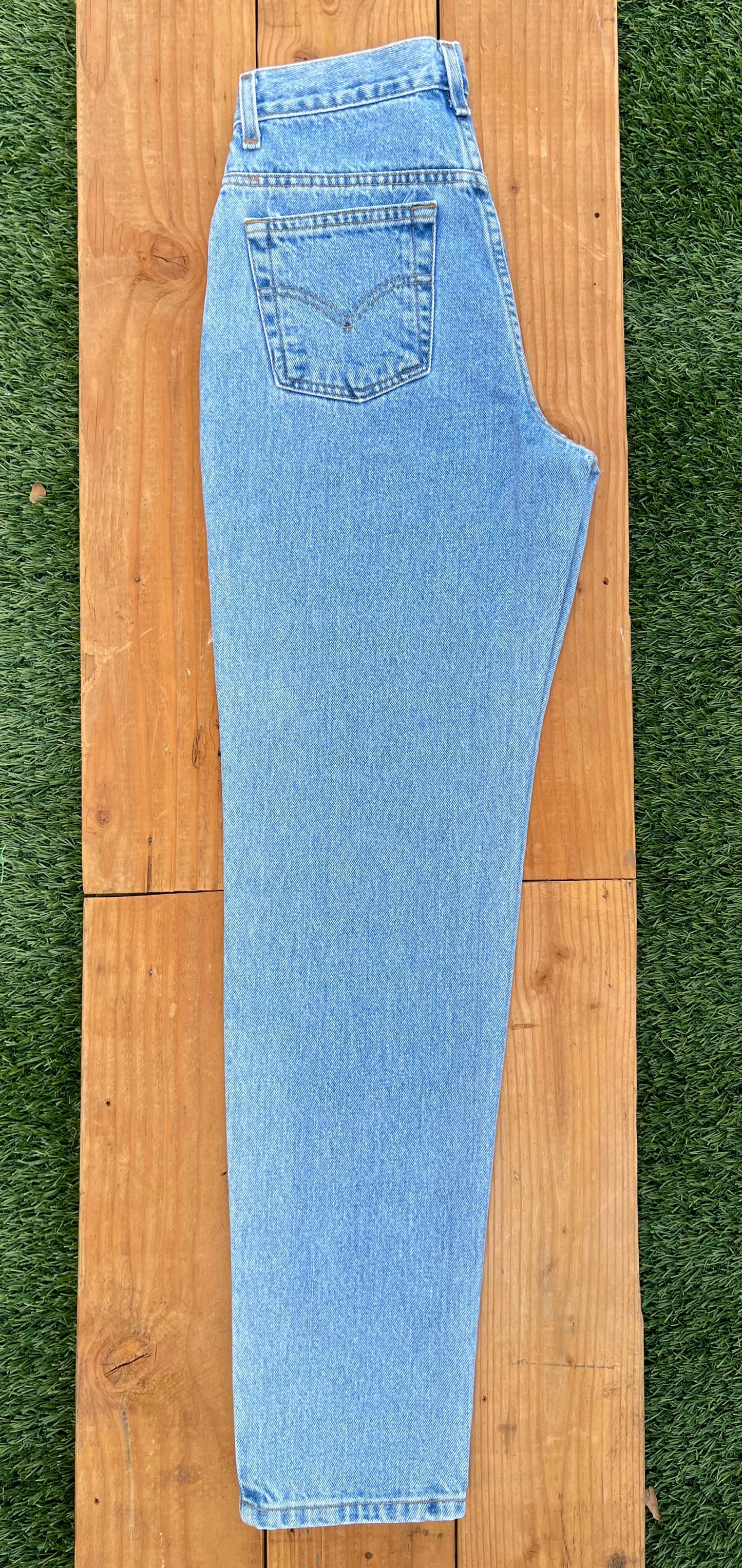 W27 512 Vintage Levi's Plain Jean