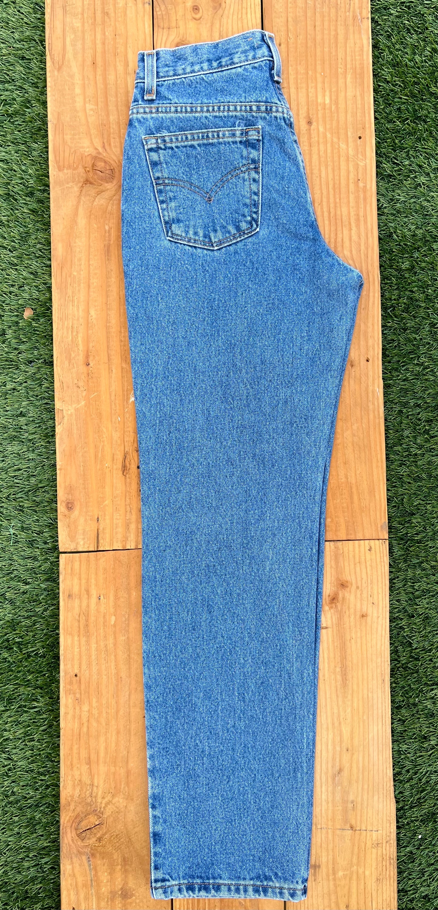 W27 512 Vintage Levi's Plain Jean