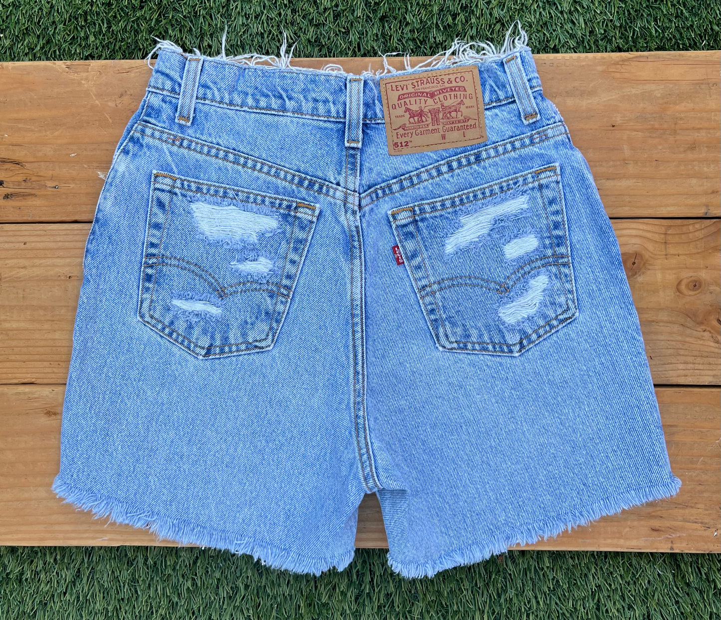 W27 512 Vintage Levi's Short