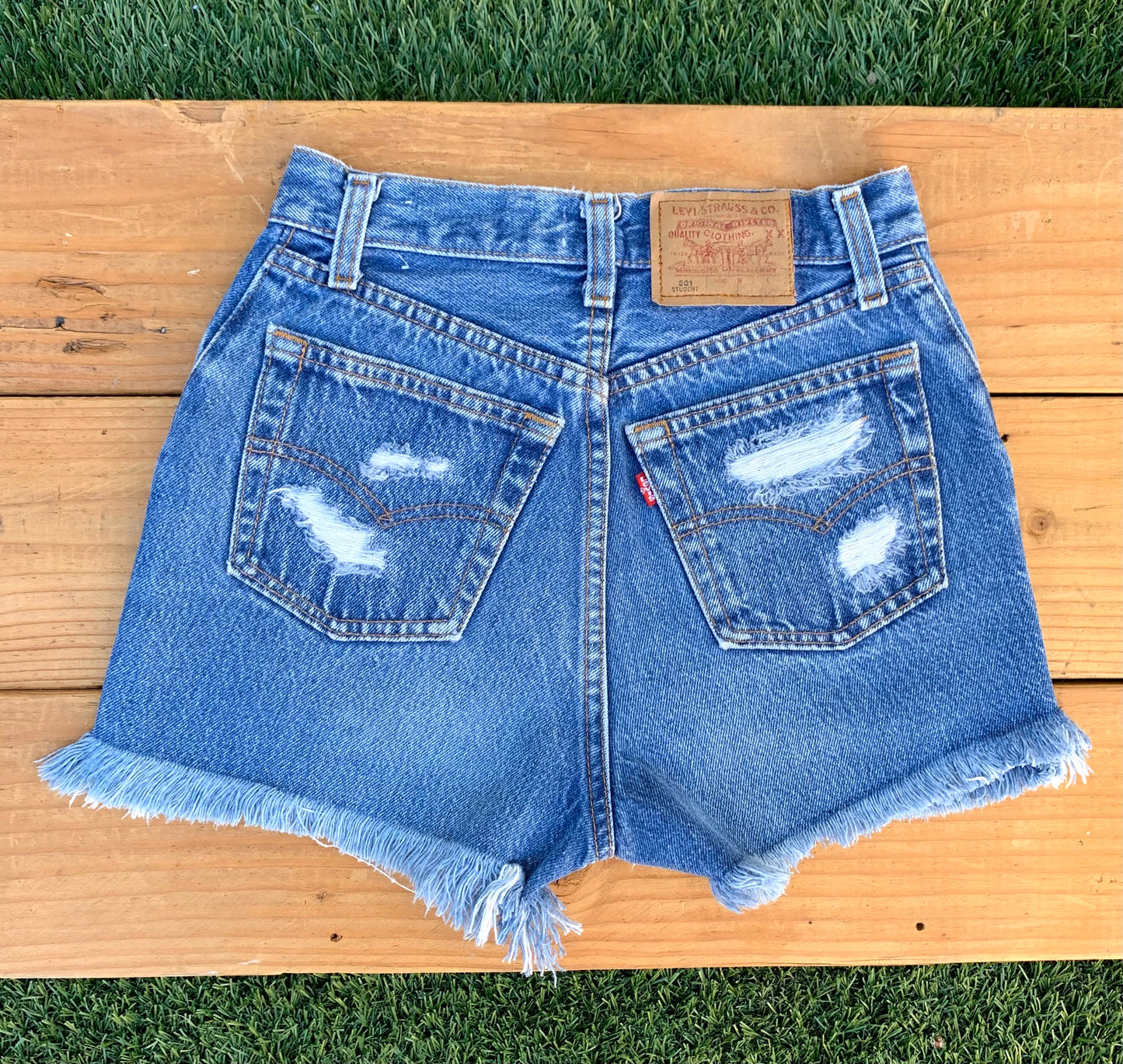 W24 501 Vintage Levi's Short