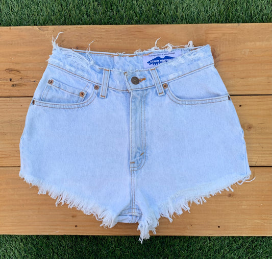 W25 512 Vintage Levi's Plain Short