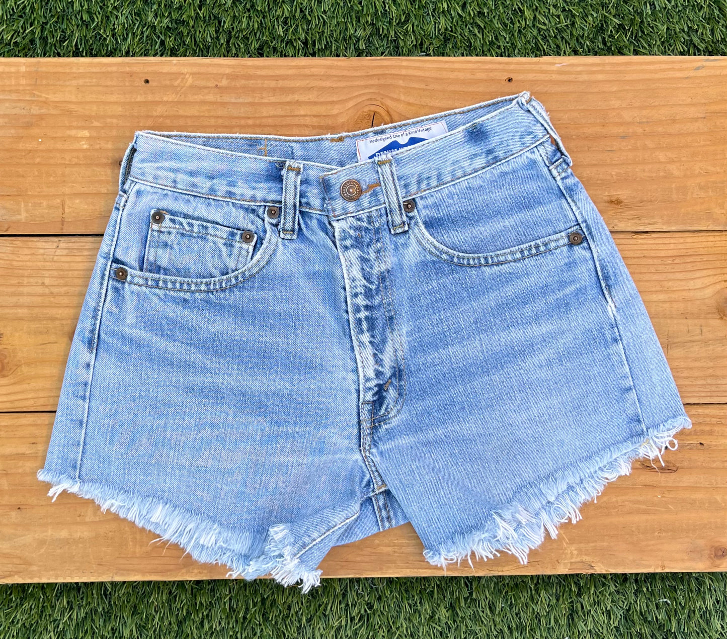 W26 Vintage Levi's Short Plain Short