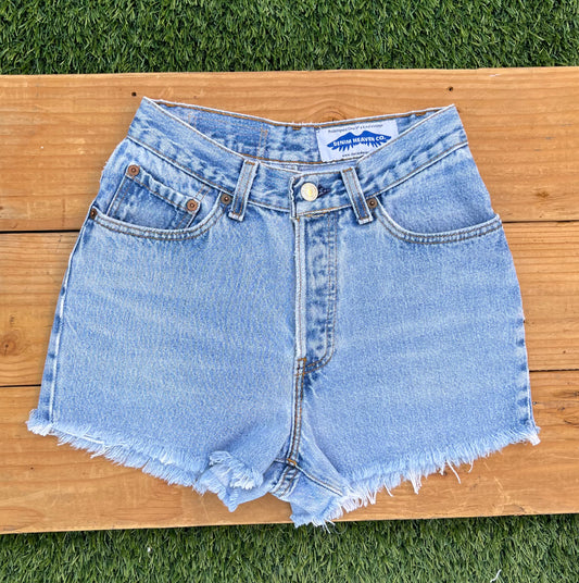 W24 501 Vintage Levi's Short