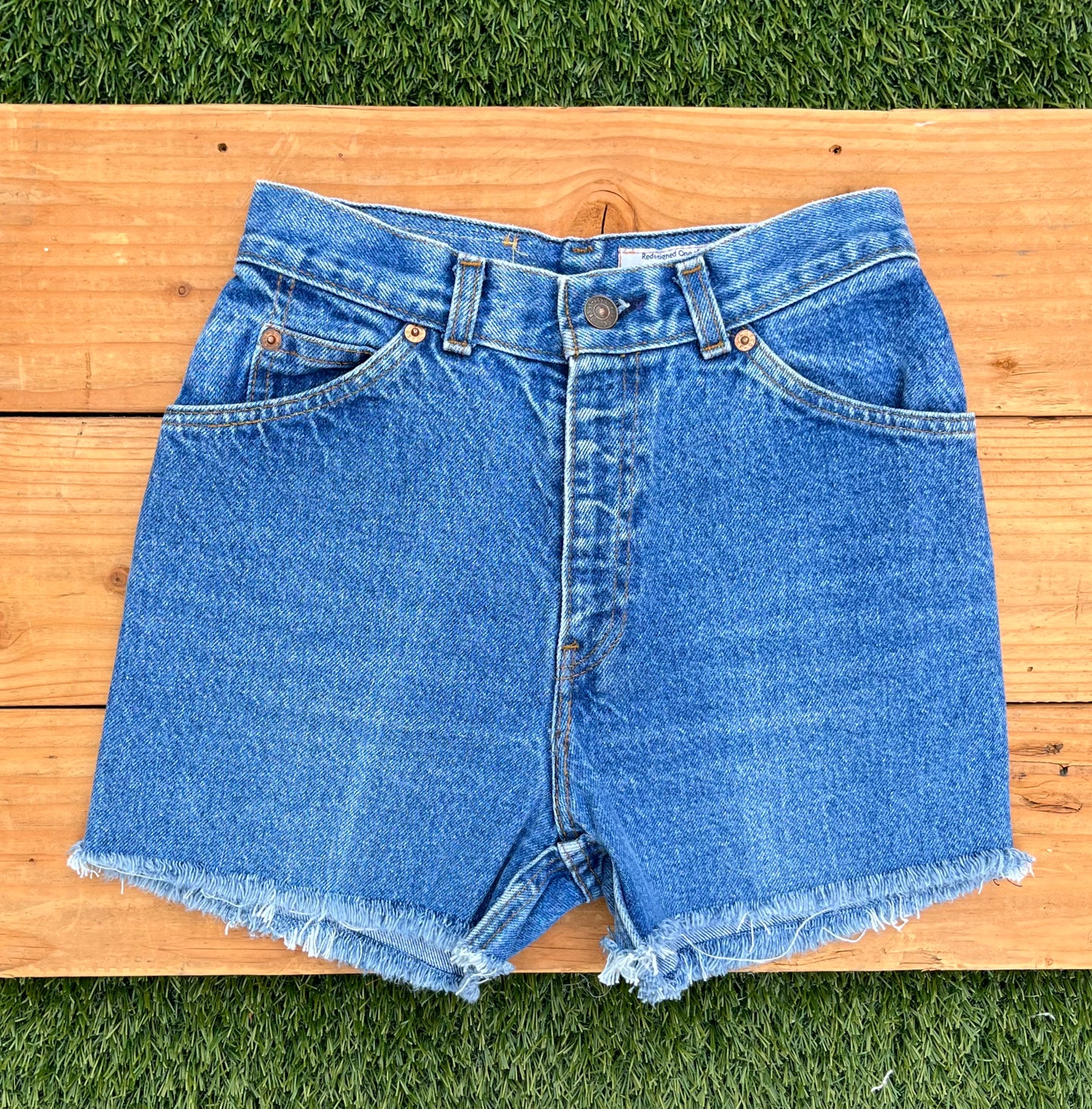 W24 Vintage Levi's Shorts