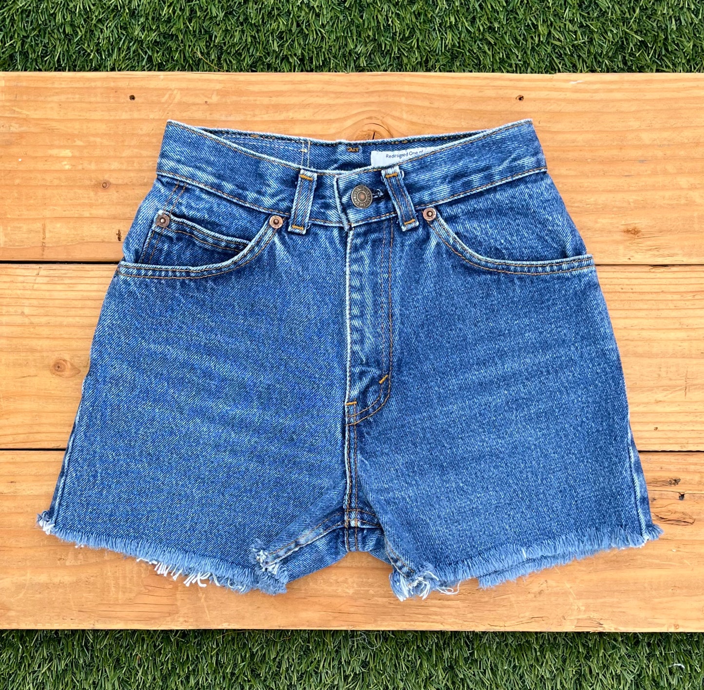 W22 Vintage Levi's Plain Short