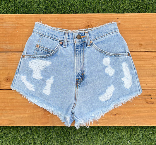 W24 Vintage Levi's Shorts