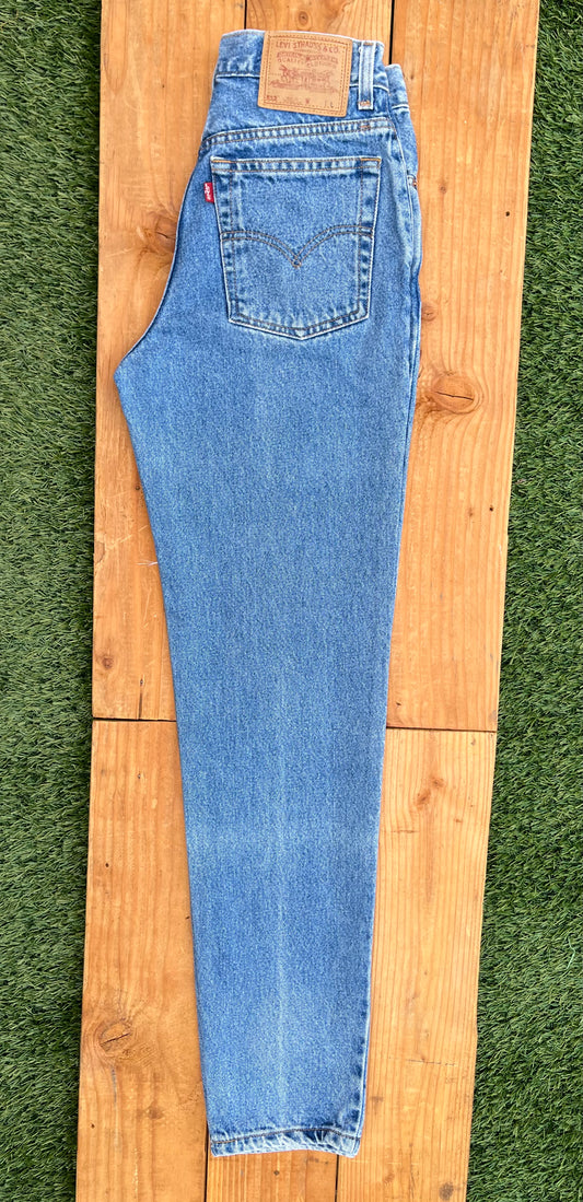 W27 512 Vintage Levi's Plain Jean