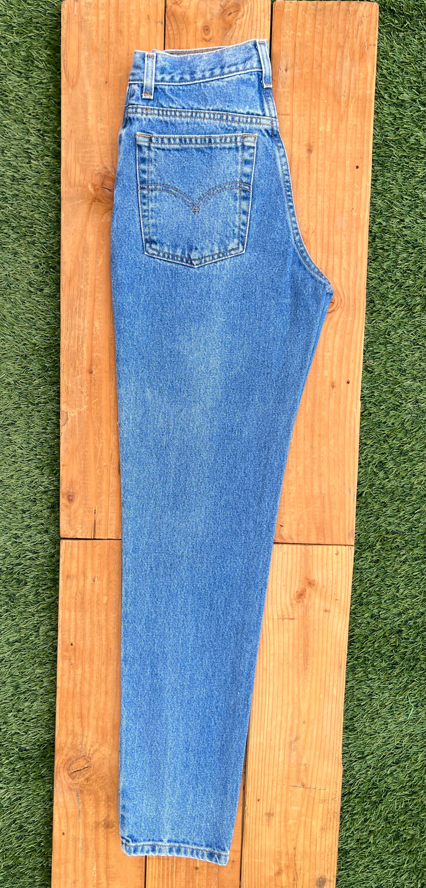 W27 512 Vintage Levi's Plain Jean