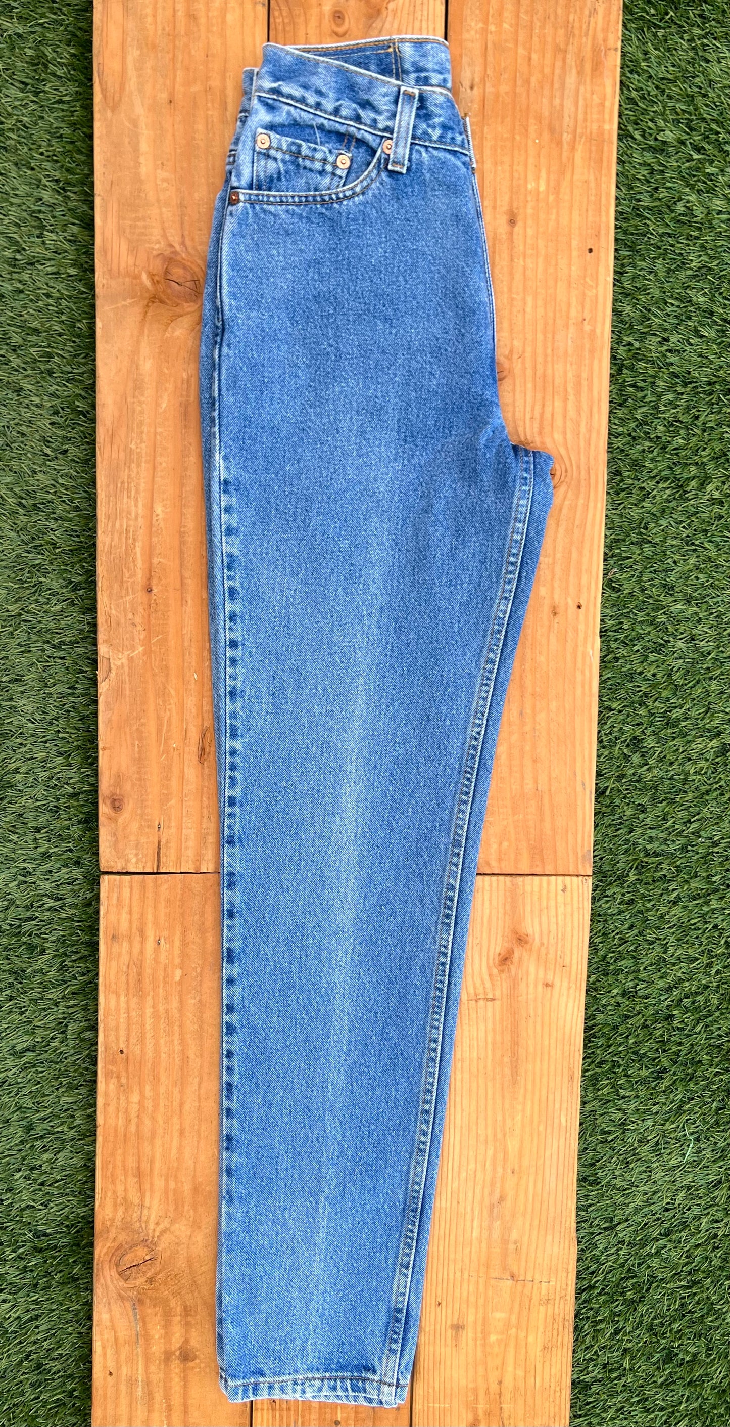 W27 512 Vintage Levi's Plain Jean