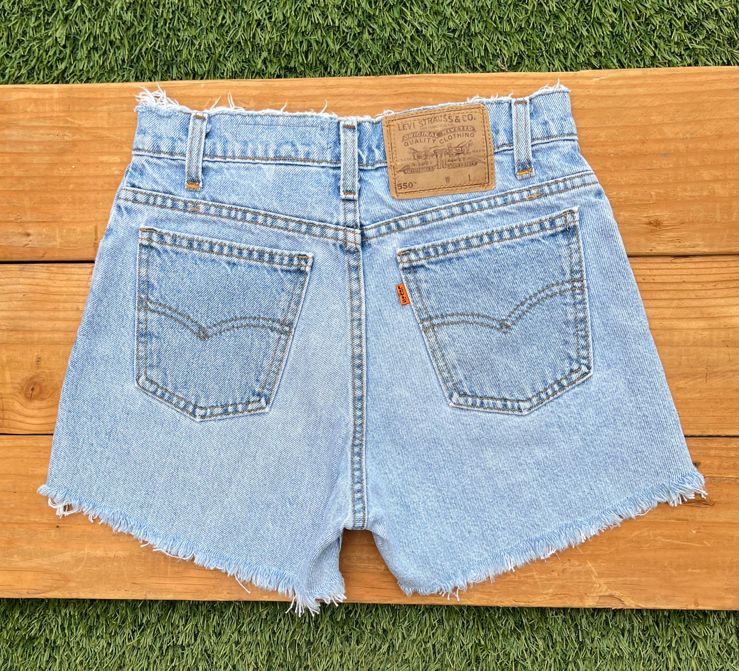 W26 550 vintage Levi's Plain Short