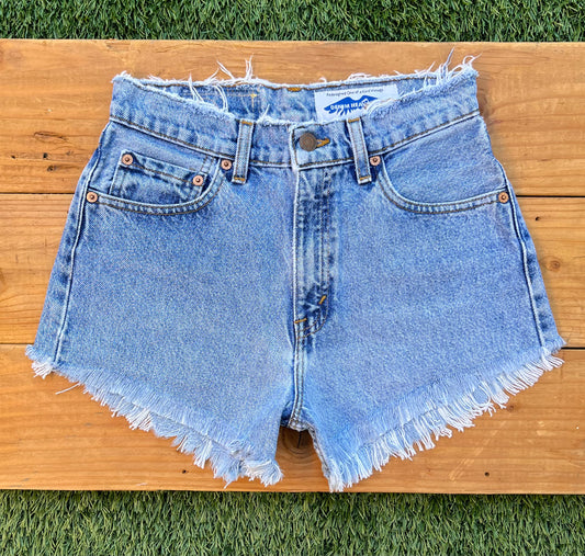 W26 560 Vintage Levi's Plain Short