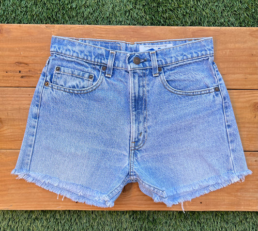 W26 505 Vintage Levi's Plain Short