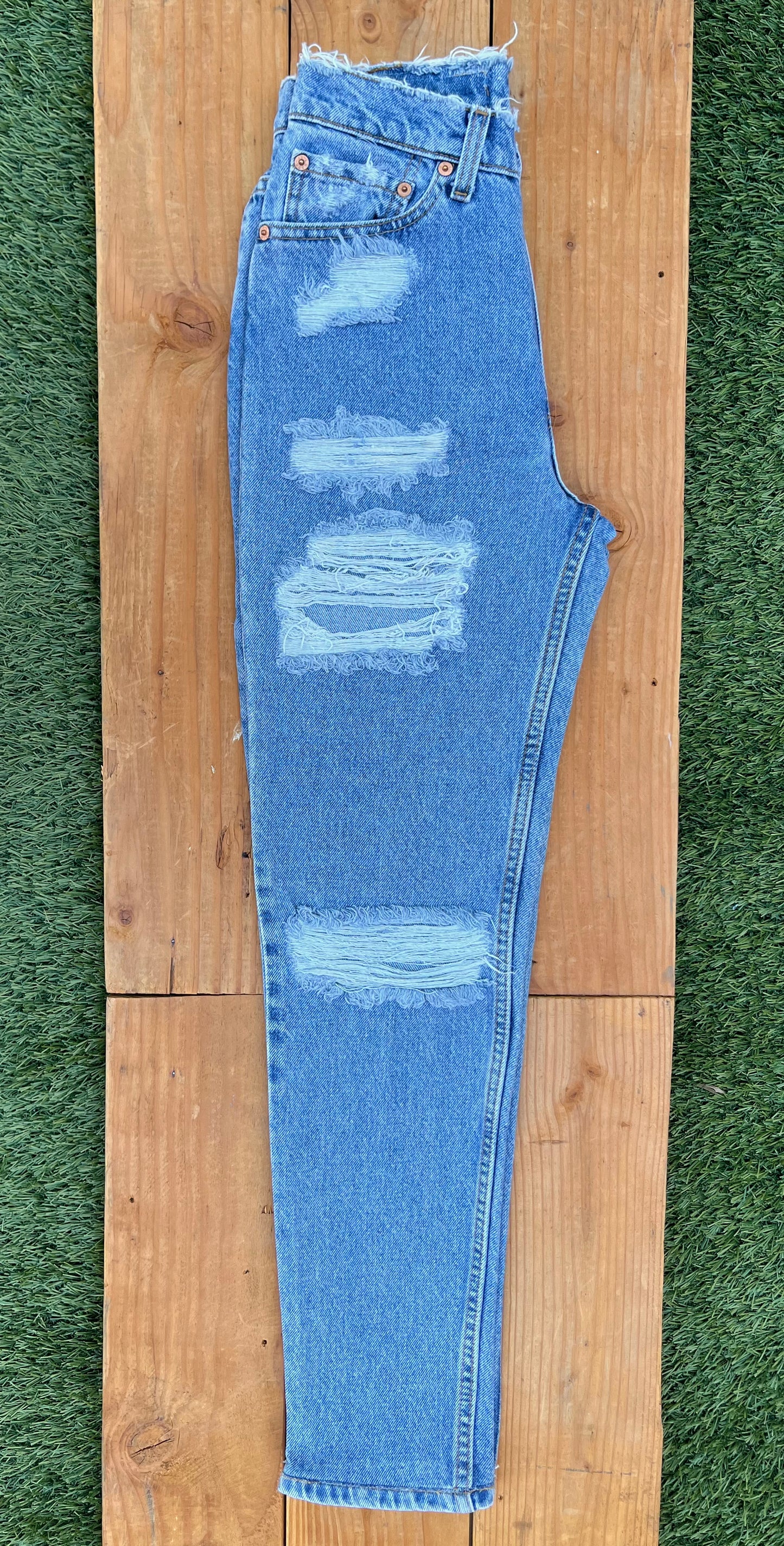 W24 512 Vintage Levi's Jean
