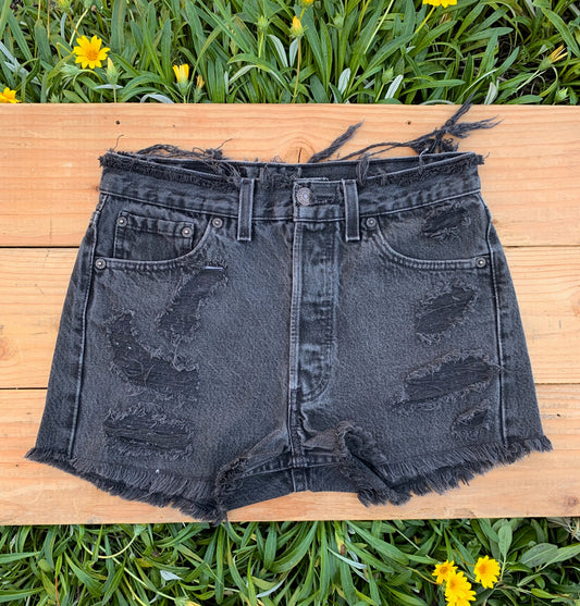 W29 501 Vintage Levi's Butt Rip Short