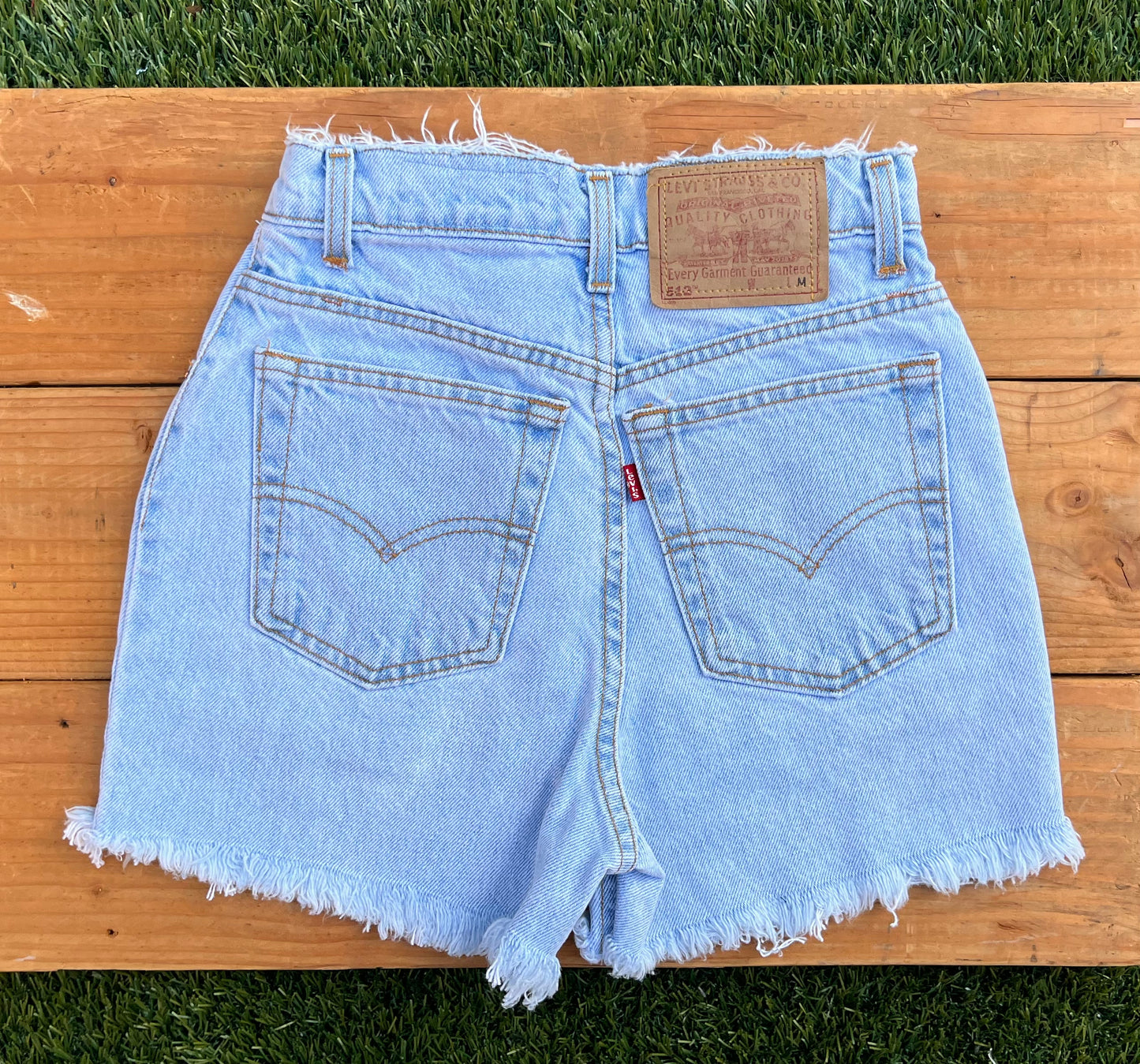W24 512 Vintage Levi’s Plain Short