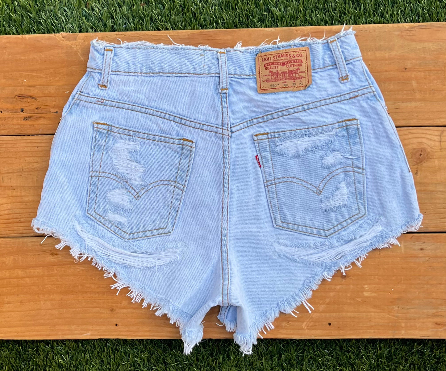 W30 Vintage Levi’s Butt Rip Short
