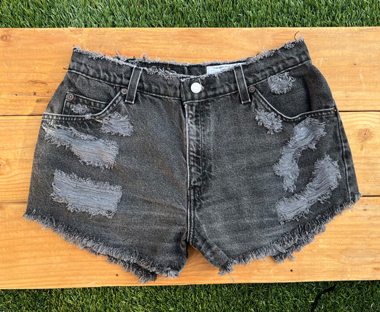 W32 Vintage Levi’s Butt Rip Short