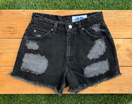 W28 Vintage Levi’s Butt Rip Short