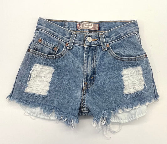 W24 vintage Levi’s shorts