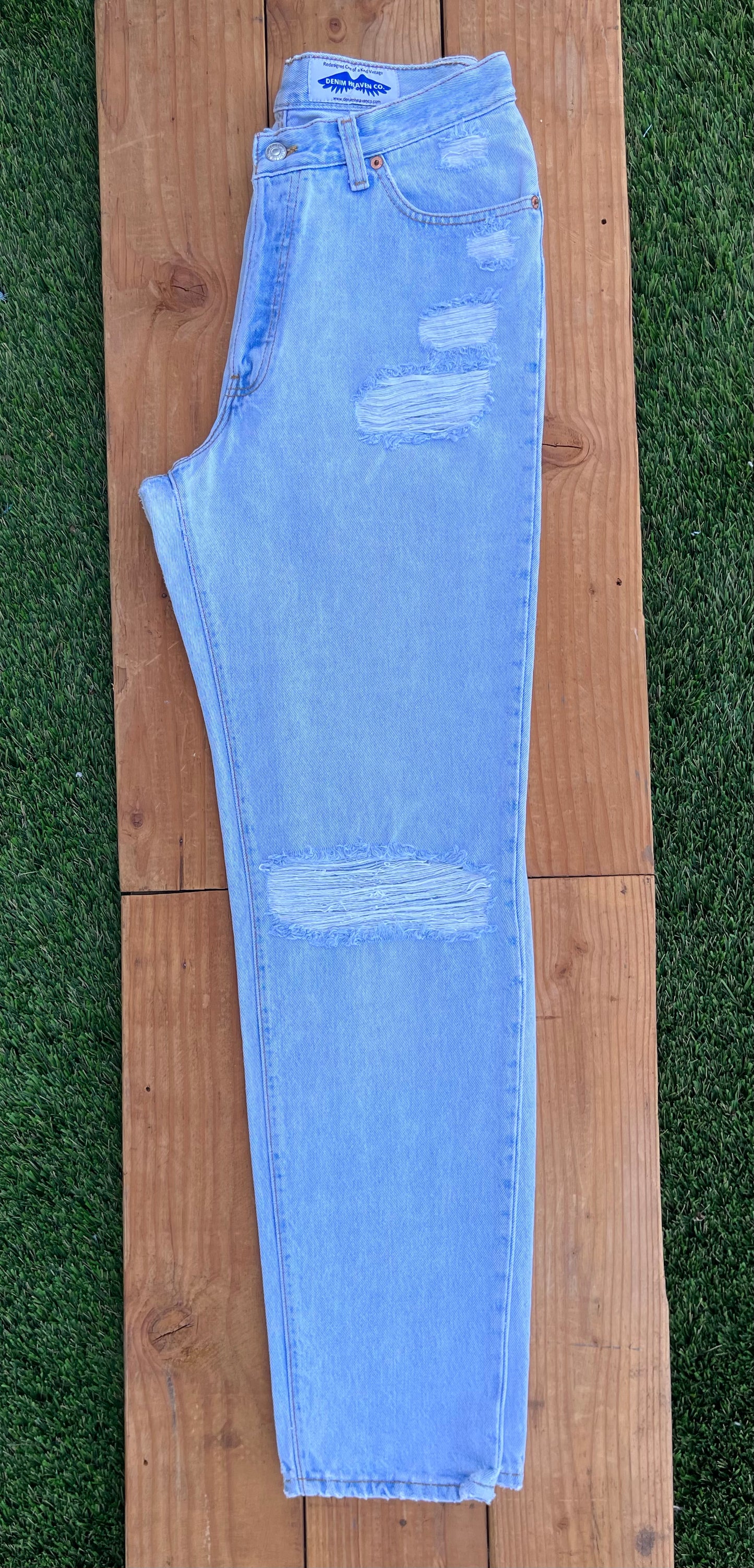 W30 501 Vintage Levi's Butt Rip Jean