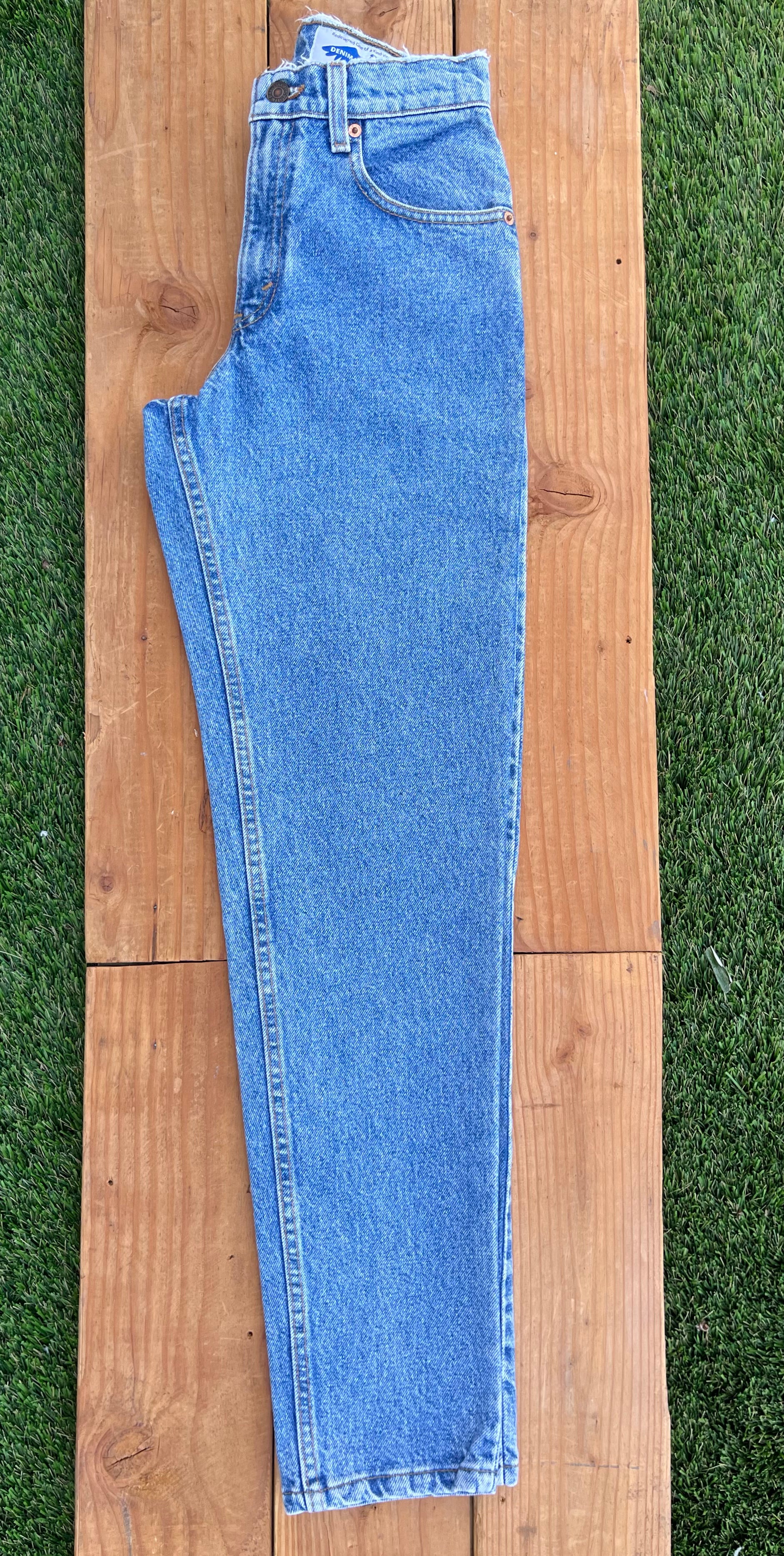 W25 550 Vintage Levi's Plain Jean