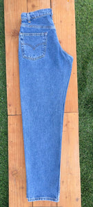 W28 550 Vintage Levi's Plain Jean