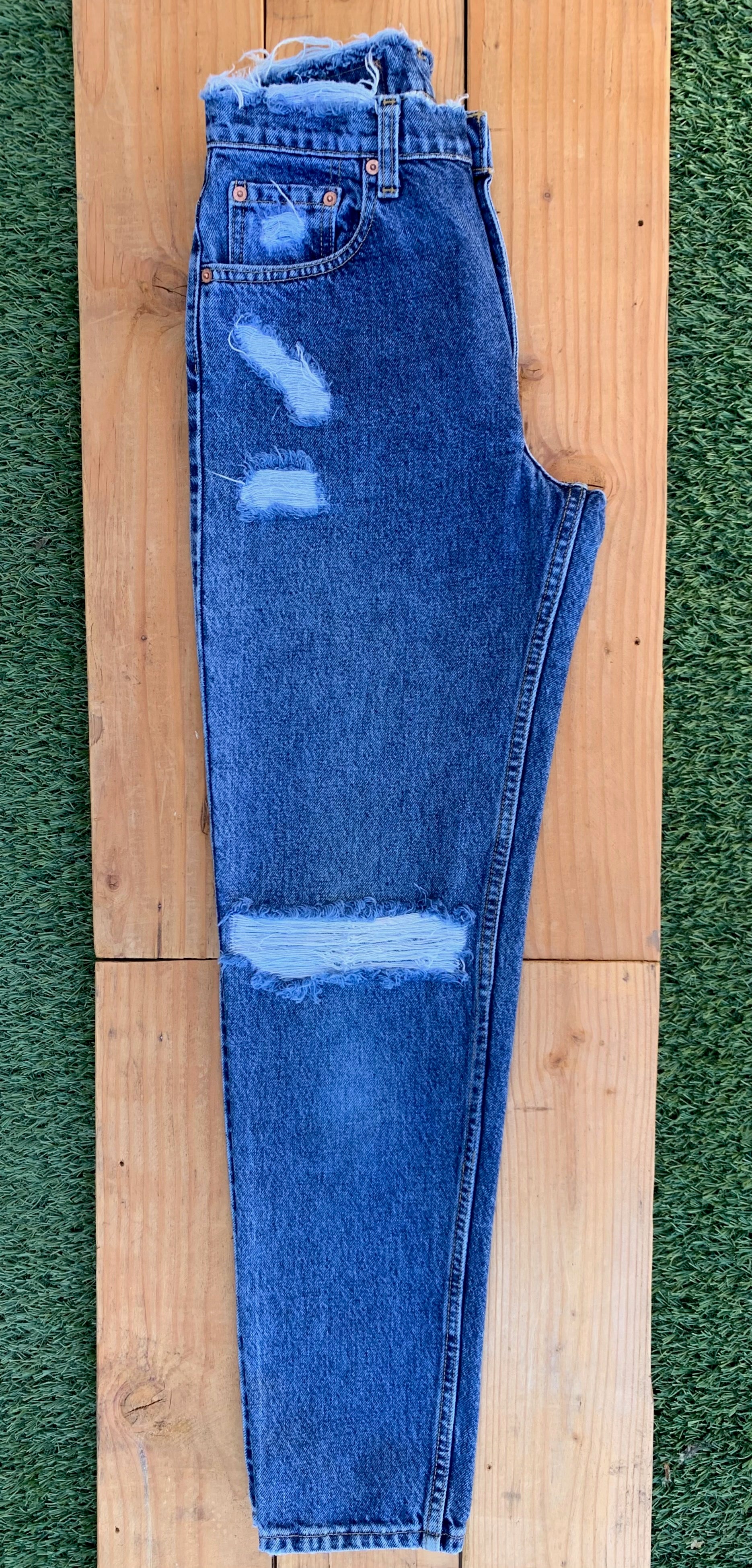 W27 550 Vintage Levi's Jean