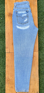 W31 Vintage Levi's Butt Rip Jean