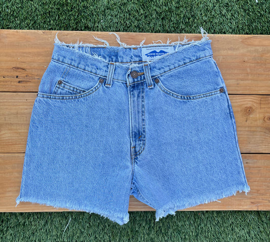 W28 1970s Vintage Levi's Plain Short