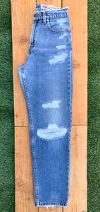 W28 560 Vintage Levi's Jean