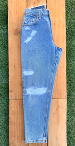 W26 551 Vintage Levi's Butt Rip Jean