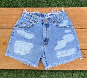 W24 Vintage Levi's Butt Rip Short