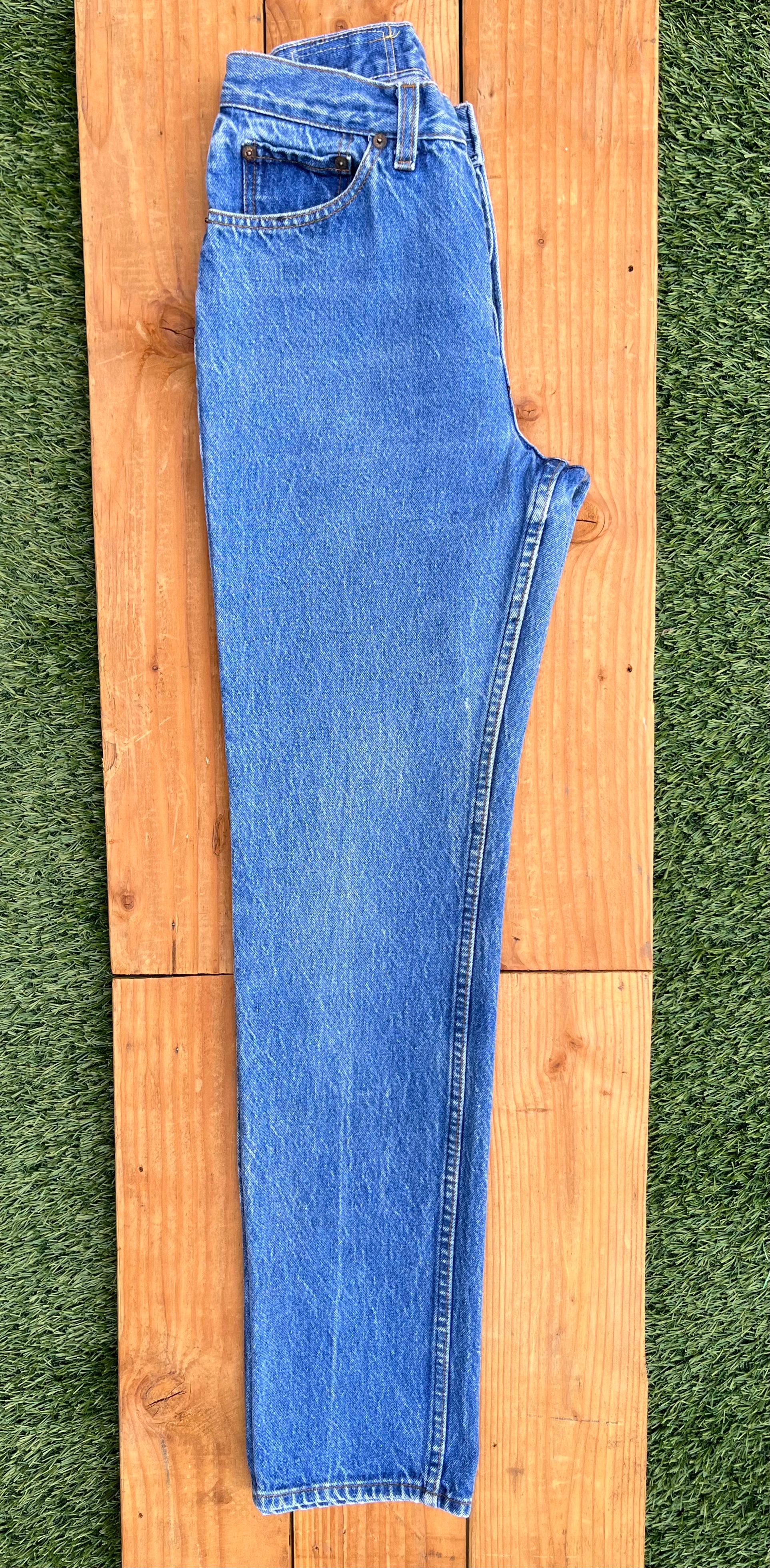 W25 Vintage Levi's Plain Jean