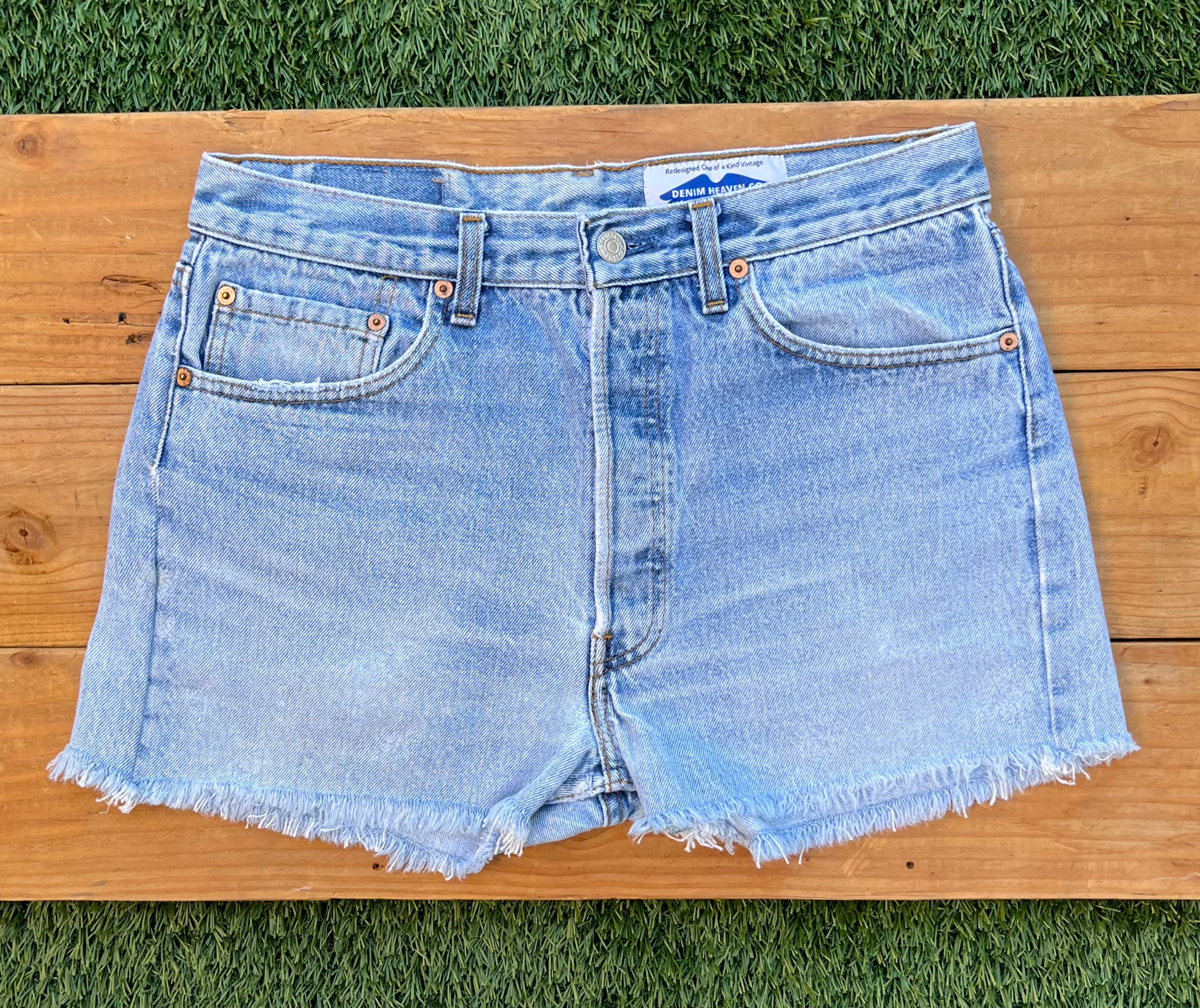 W30 501 Vintage Levi's Plain Shorts