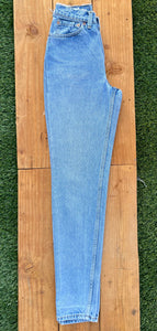 W24 512 Vintage Levi’s Plain Jean